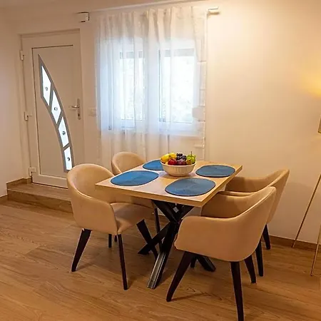 Zvane Otel
